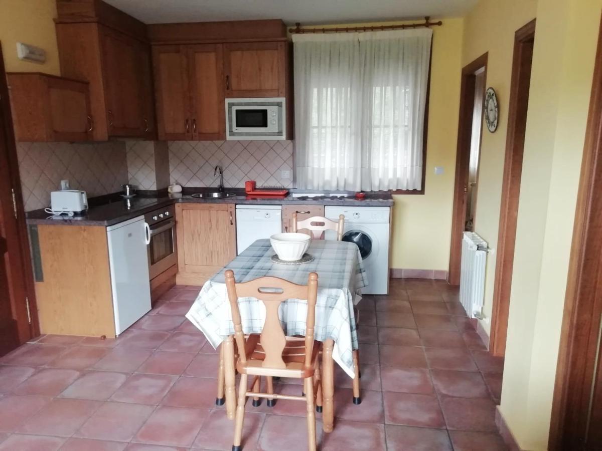 Apartamentos Rurales La Vina Onís Exteriör bild