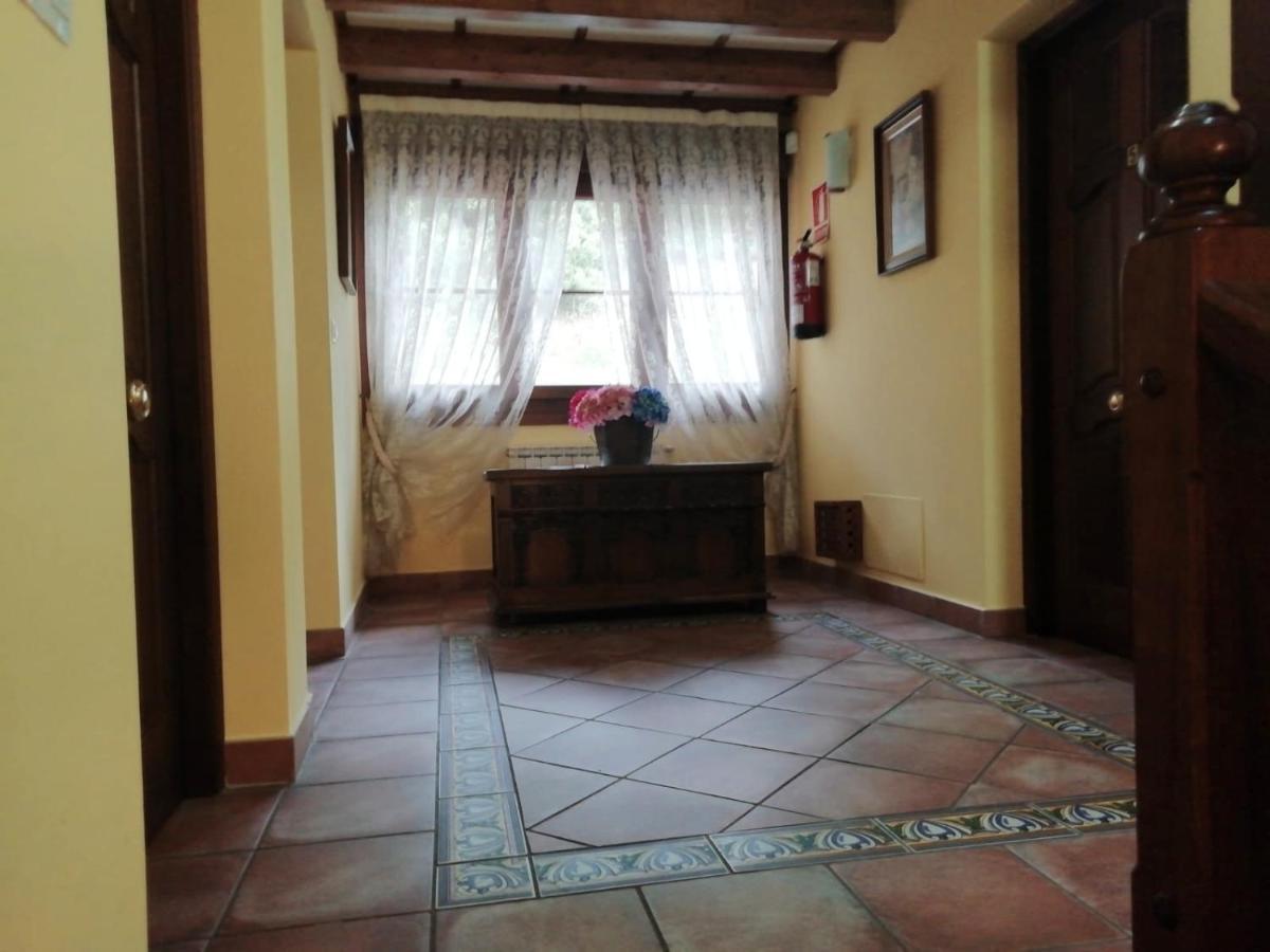 Apartamentos Rurales La Vina Onís Exteriör bild