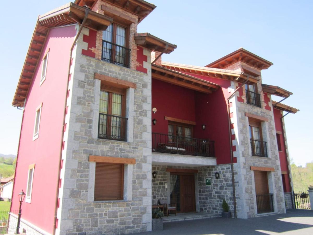 Apartamentos Rurales La Vina Onís Exteriör bild