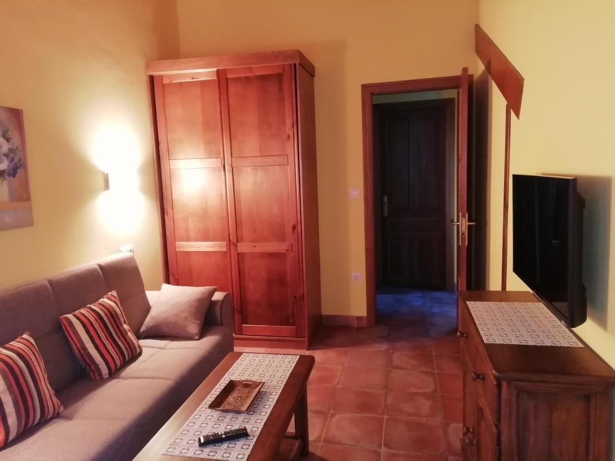 Apartamentos Rurales La Vina Onís Exteriör bild