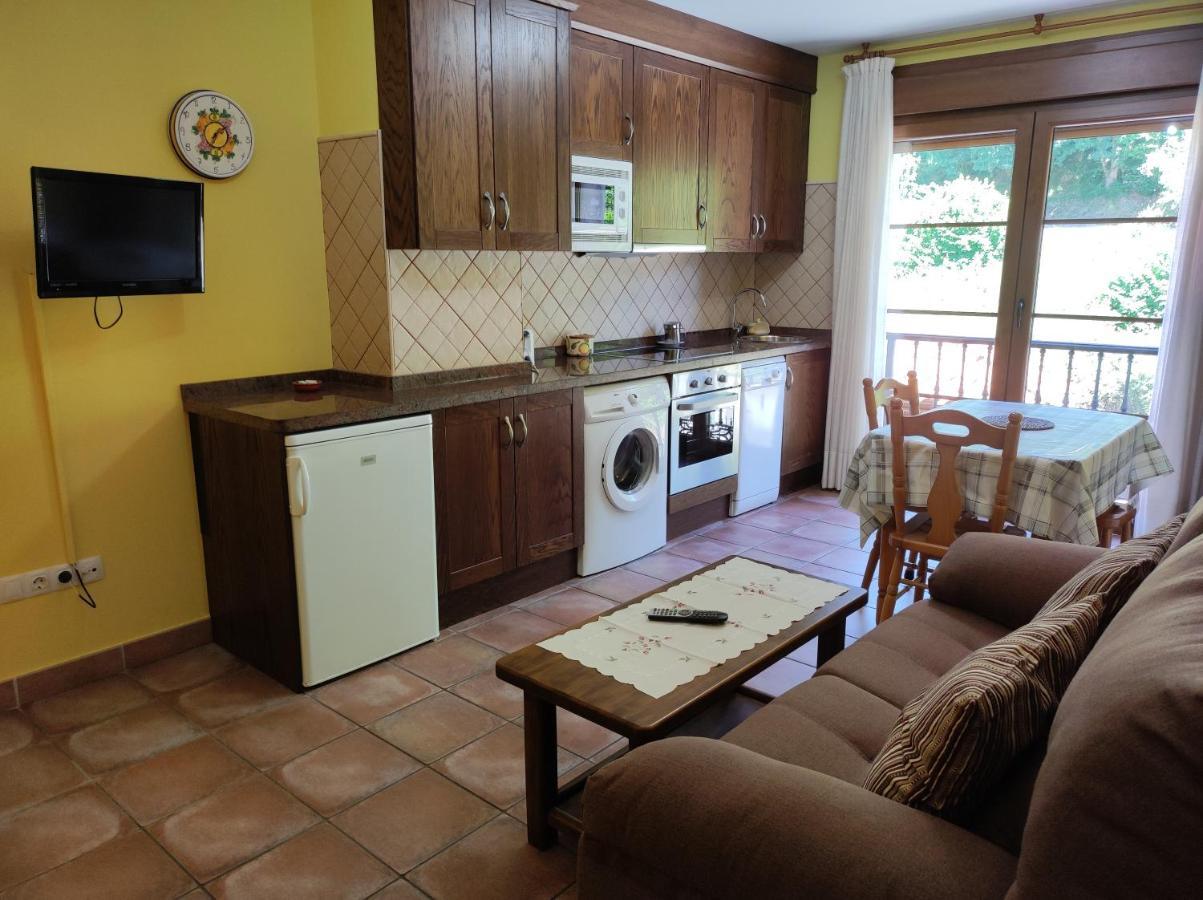 Apartamentos Rurales La Vina Onís Exteriör bild