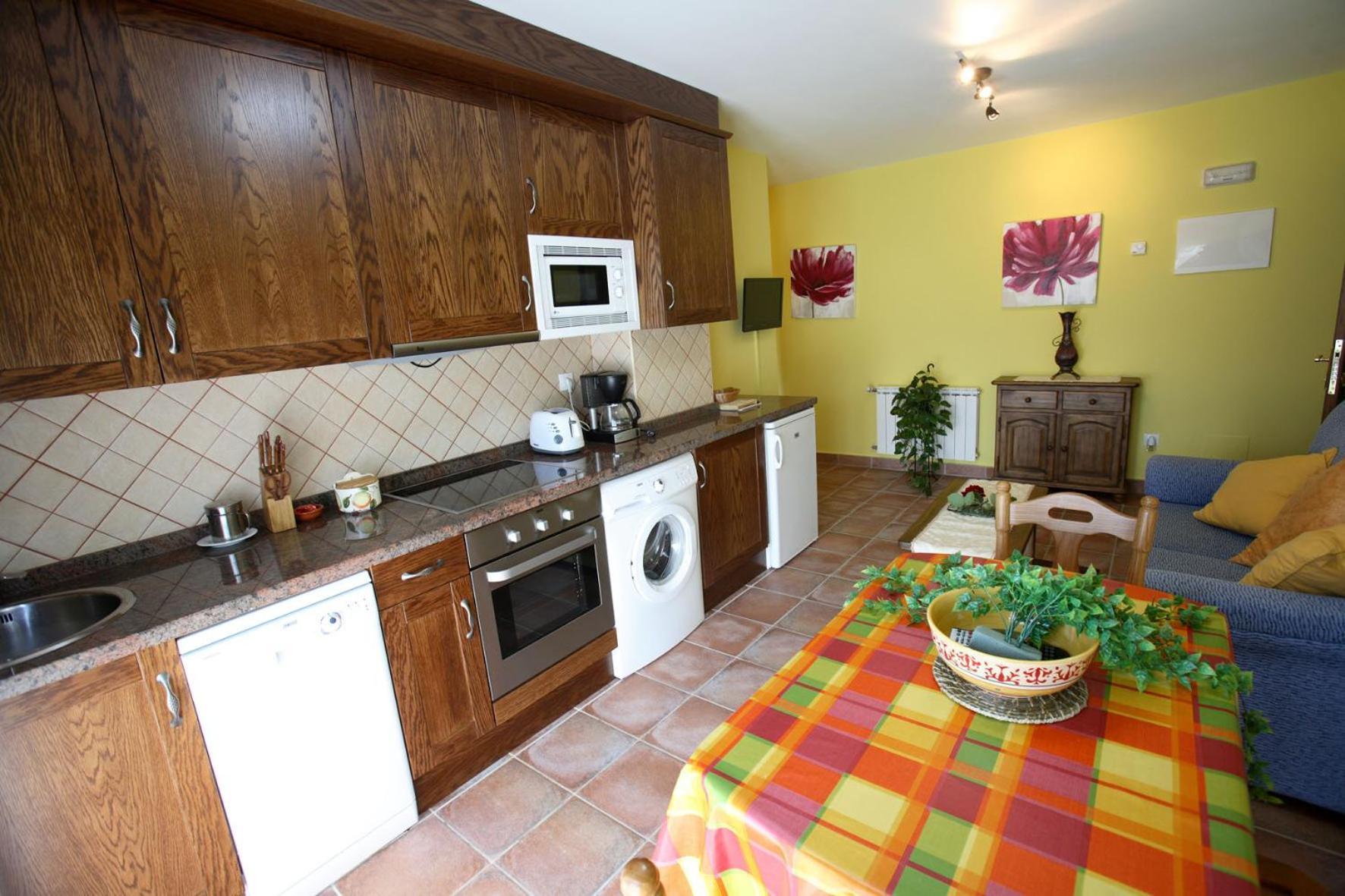 Apartamentos Rurales La Vina Onís Exteriör bild