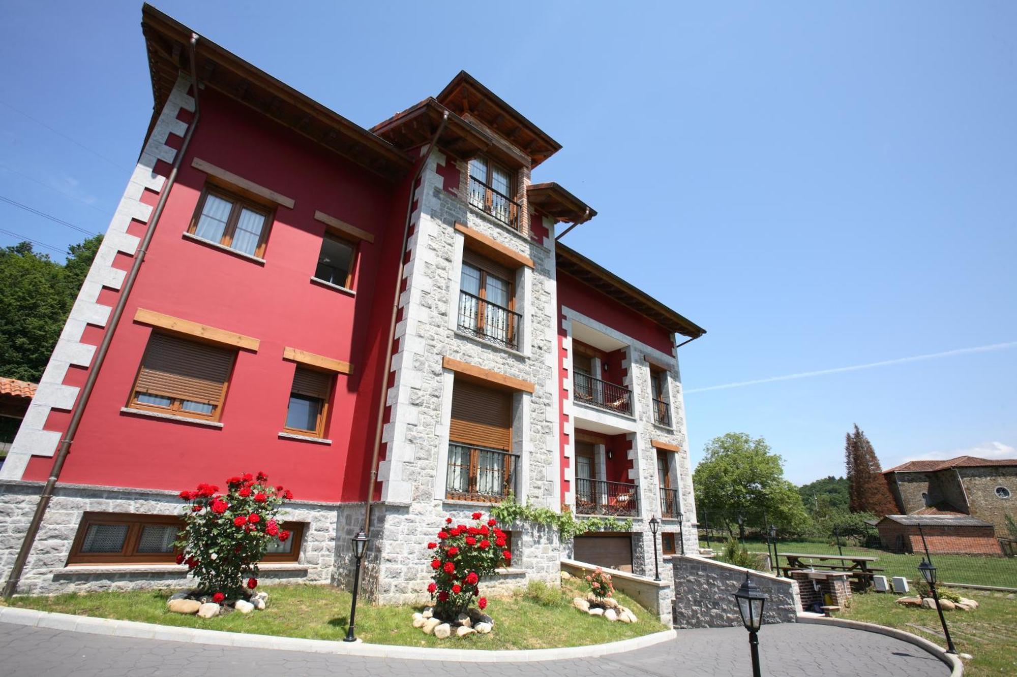 Apartamentos Rurales La Vina Onís Exteriör bild