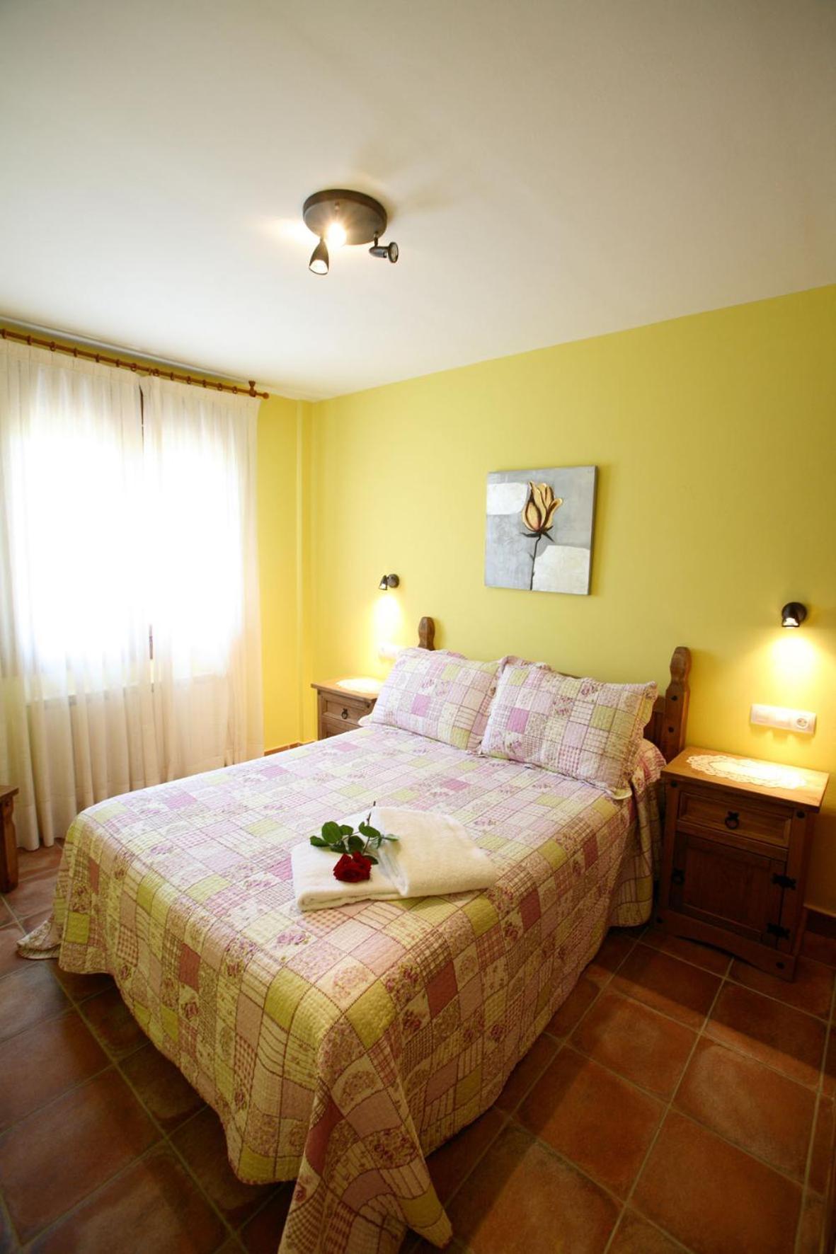 Apartamentos Rurales La Vina Onís Exteriör bild