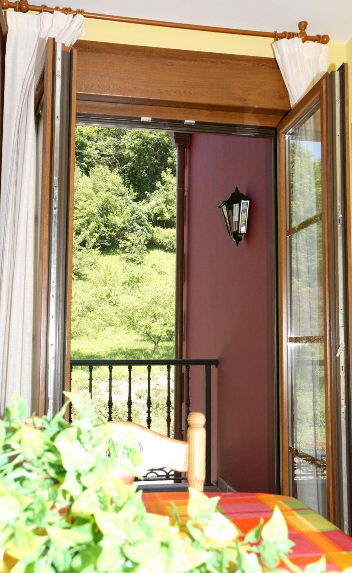 Apartamentos Rurales La Vina Onís Exteriör bild